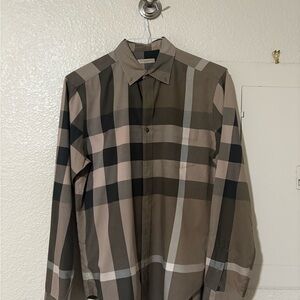 Burberry Casual Button Down Shirt